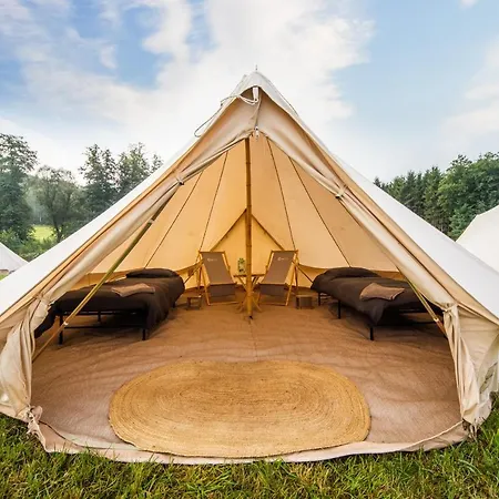 Glamping F1 Luxusní stan