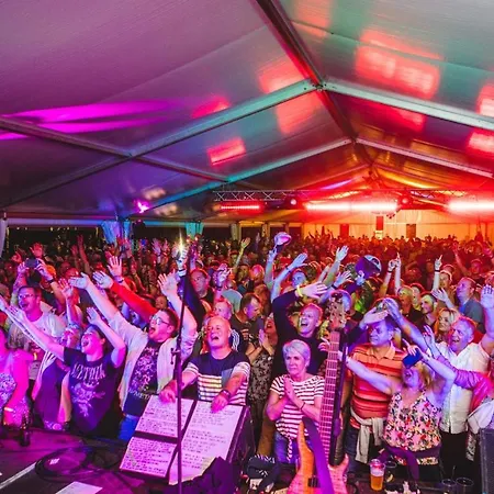 Luxe tent Glamping F1 *