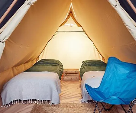 Glamping F1 Luxe tent *